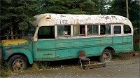 Trente ans après, le célèbre bus du film Into The Wild va être restauré