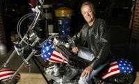 Mort de l'acteur américain Peter Fonda, star du film culte "Easy Rider"