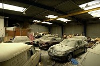 Une concession Saab laissée à l'abandon en France