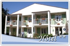 HOTEL RESTAURANT VILLAGE VACANCES LES CHÊNES VERTS